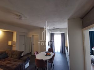 Apartament 3 camere de vanzare | LA CHEIE | CALEA SURII MICI - imagine 2