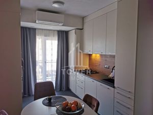 Apartament 3 camere de vanzare | LA CHEIE | CALEA SURII MICI - imagine 3