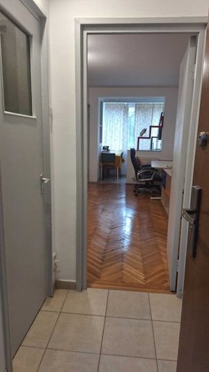 Garsonieră mobilată, 30 mp, balcon, metrou, zona Titan - imagine 6