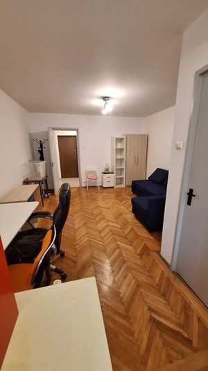 Garsonieră mobilată, 30 mp, balcon, metrou, zona Titan - imagine 3