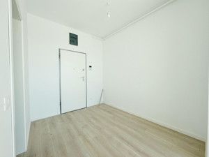 Penthouse 3 camere, decomandat, 89.7 mp utili, toate utilitatile, zona Aradului - imagine 4