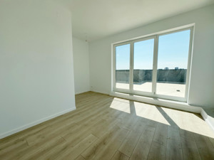 Penthouse 3 camere, decomandat, 89.7 mp utili, toate utilitatile, zona Aradului - imagine 2