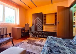 Apartamen 2 camere semidecomandat Gradiste et 1