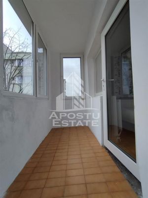 Apartament 4 camere, garaj propriu, centrala proprie, zona Lipovei - imagine 11