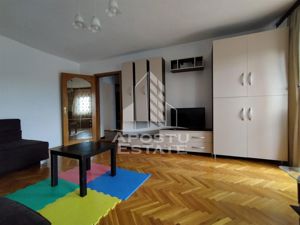 Apartament 4 camere, garaj propriu, centrala proprie, zona Lipovei - imagine 3