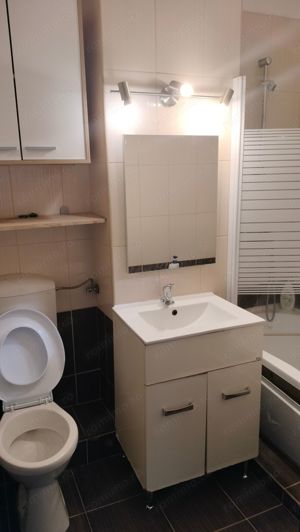 Închiriez apartament cu 3 camere zona Sagului 400 euro - imagine 12