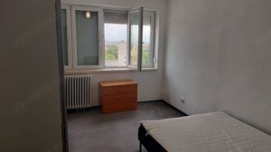 Închiriez apartament cu 3 camere zona Sagului 400 euro - imagine 9