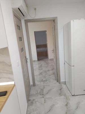 Închiriez apartament cu 3 camere Galați  - imagine 2