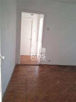 Apartament cu 3 camere cu centrala termica - imagine 5