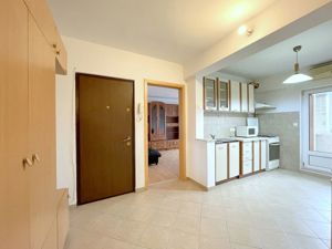 Apartament 2 camere decomandat - zona Lipovei - imagine 6