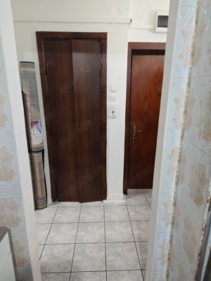 Apartament 2 camere, 69 mp, oras Lipova, jud. Arad - imagine 2