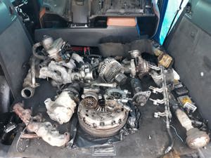 Piese VW touareg 2.5 tdi cod BPE an 2008