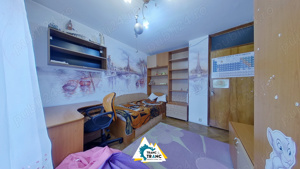 Apartament decomandat cu 3 camere, in Centru, langa Piata Mica - imagine 3