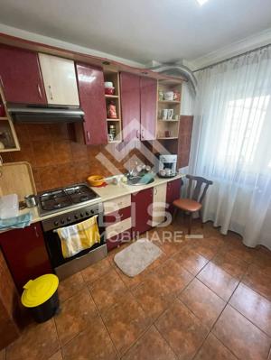 Apartament 2 camere etaj 3 cu lift - imagine 5