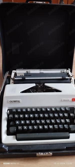 Vand masina de scris mecanica - imagine 3