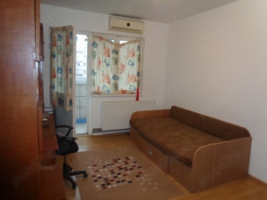 Apartament 3 camere cu centrala pe gaz, etaj 2 in Vlaicu, aproape de statia de tramvai - imagine 7