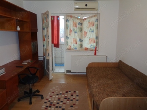 Apartament 3 camere cu centrala pe gaz, etaj 2 in Vlaicu, aproape de statia de tramvai - imagine 5