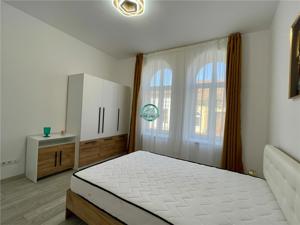 Inchiriez apartament cu 3 camere, mobilat si utilat, bloc nou, 70 mp utili, in Centru - imagine 6