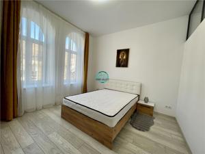 Inchiriez apartament cu 3 camere, mobilat si utilat, bloc nou, 70 mp utili, in Centru - imagine 7