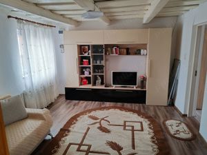 Inchiriez apartament 2 camere la casă duplex (intrare comună, curte separată)  - imagine 3