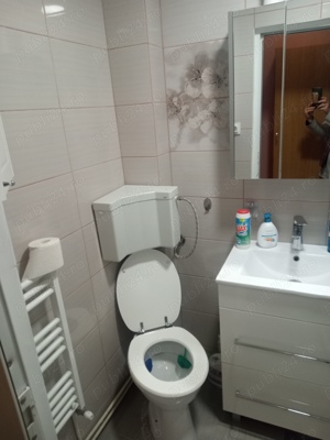 Închiriez apartament - imagine 2