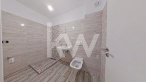 Apartament 3 camere suprafata generoasa ,zona Coresi - imagine 6