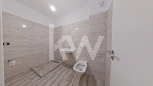 Apartament 3 camere suprafata generoasa ,zona Coresi - imagine 12