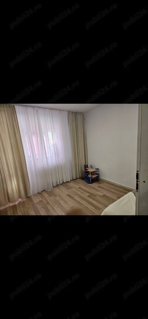 apartament cu 3 camere Târgoviște  - imagine 4