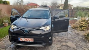 Toyota RAV 4 Hybride Edition S+  07 2017 Facelift Interior TITAN