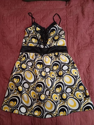 Vand maieu, tip rochiță, XL, în stare perfectă 