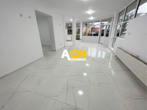 Spatiu comercial/ Salon complet renovat, 100MP,  zona Cetate