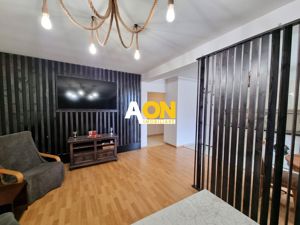 De vanzare apartament 3 camere decomandat bloc nou Cetate