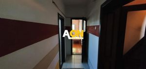 Casa cu 5 camere, 1500 mp teren, Centru. Pretabila pentru muncitori - imagine 8