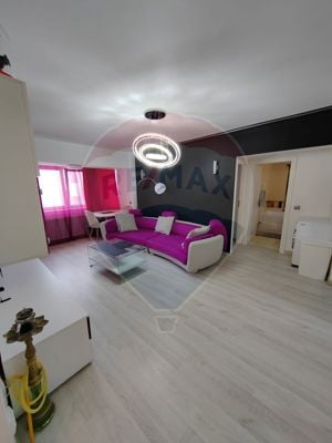 Apartament de Lux  de vanzare cu 3 camere si garaj - Zona Centrala - imagine 3