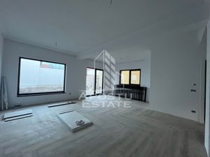 Duplex cu 4 camere, 3 bai,teren 250 mp in zona Dambovita - imagine 2