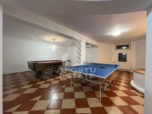 Casa individuala cu 6 camere, 3 bai, garaj, teren 500 mp si 2 fronturi - imagine 8