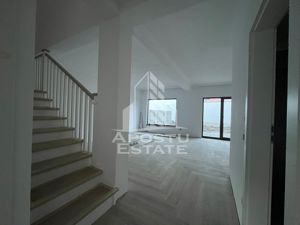 Duplex cu 4 camere, 3 bai,teren 250 mp in zona Dambovita - imagine 3