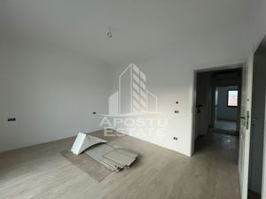 Duplex cu 4 camere, 3 bai,teren 250 mp in zona Dambovita - imagine 7