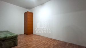 Apartament 2 camere semidecomandat in zona Fortuna - imagine 8