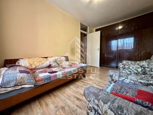 Apartament cu 2 camere, etaj intermediar, zona Sagului - imagine 6