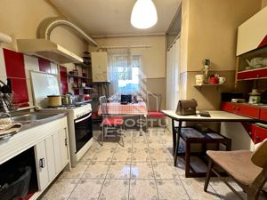 Apartament cu 2 camere, etaj intermediar, zona Sagului - imagine 5