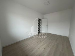 Penthouse cu scara interioara 3 camere si 2 bai, Giroc. - imagine 9