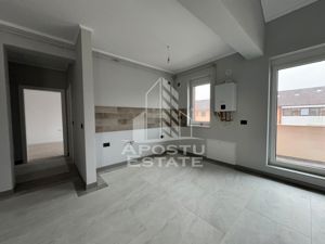 Penthouse cu scara interioara 3 camere si 2 bai, Giroc. - imagine 3