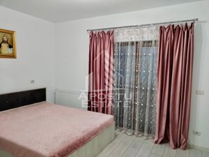 Apartament cu 2 camere, decomandat, in Giroc