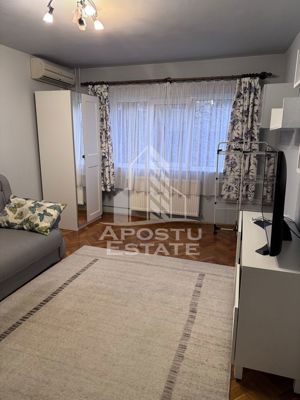 Apartament cu 3 camere, etaj intermediar, zona Soarelui, PET FRIENDLY - imagine 1