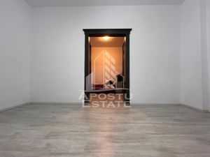 Casă la curte comună, renovată complet în 2024 in zona Iosefin - imagine 4