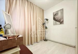 Apartament 5 camere, etaj intermediar + garaj, zona Calea Lipovei - imagine 7