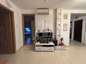 Apartament cu 3 camere in zona Shopping City, centrala termica - imagine 6