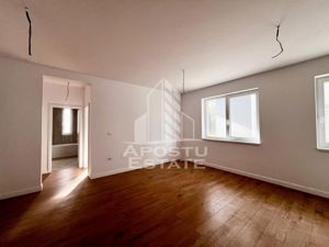 Apartament 2 camere, nemobilat,parcare, centrala, zona Eso/Giroc - imagine 2