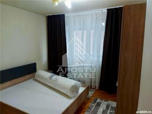 Apartament 2 camere, centrala propie, decomandat, zona Medicinei - imagine 2